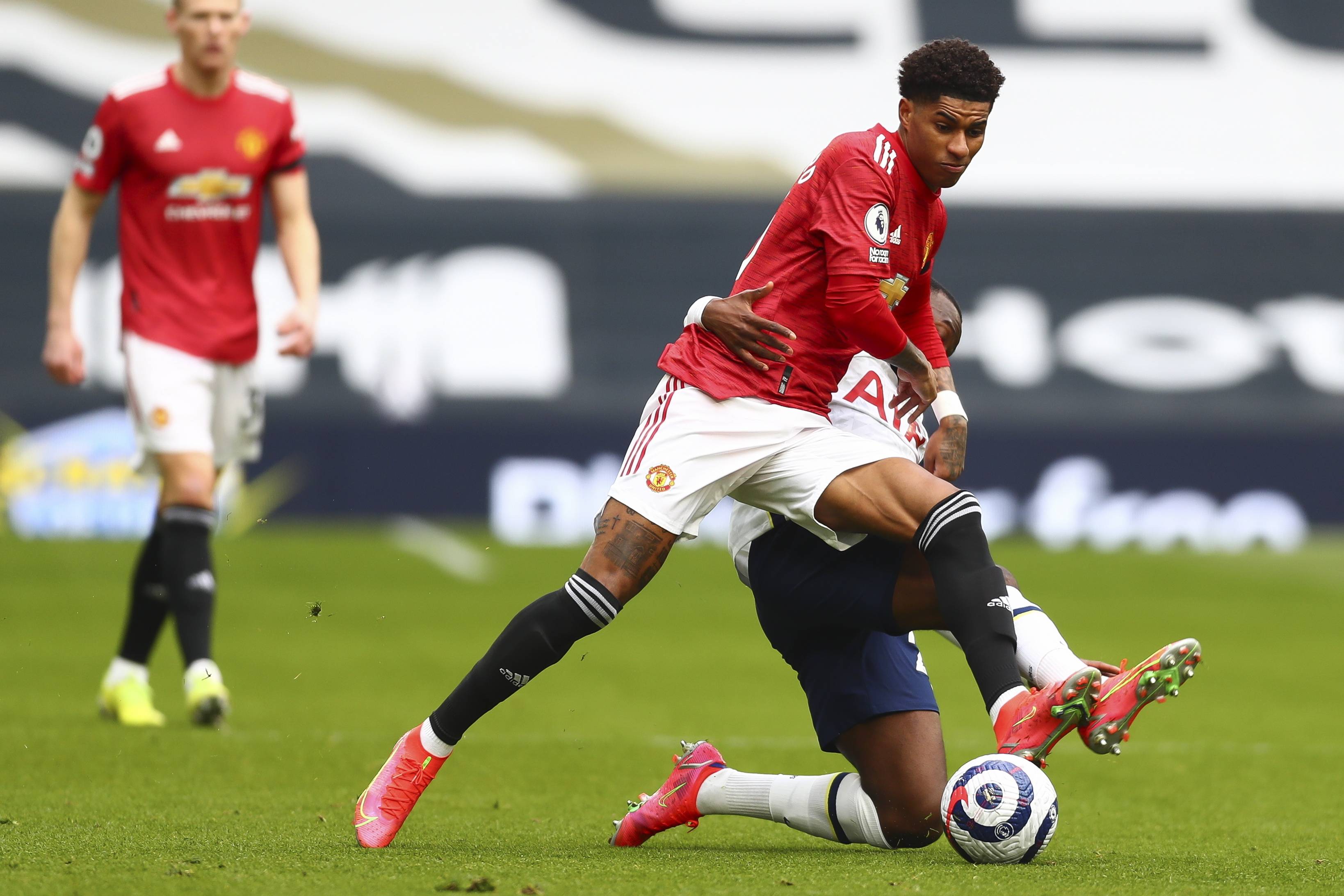 迷进入比赛 迷进入比赛